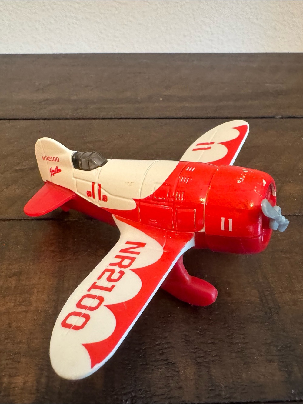 MATCHBOX 2013 Skybusters Red/White 1932 Gee Bee Sportster R1 1:64 Diecast Model